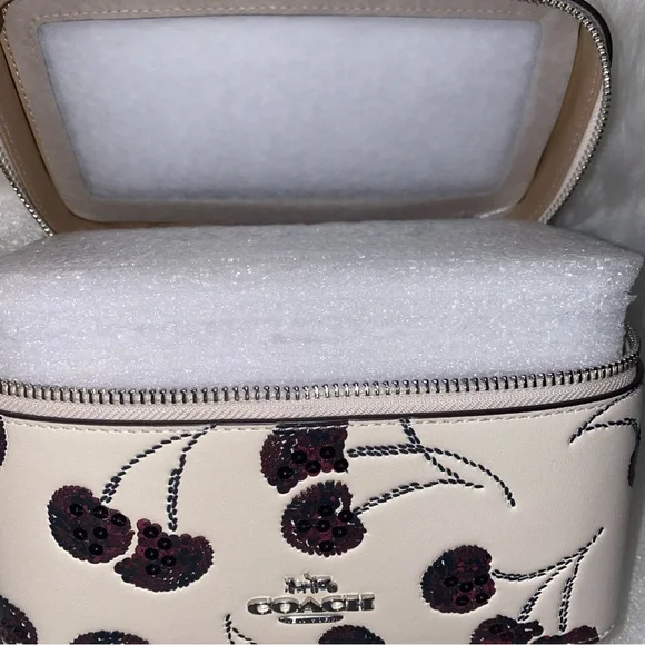 Coach leather Cosmetic Case With Cherry Print New with tags - Picture 9 of 14
